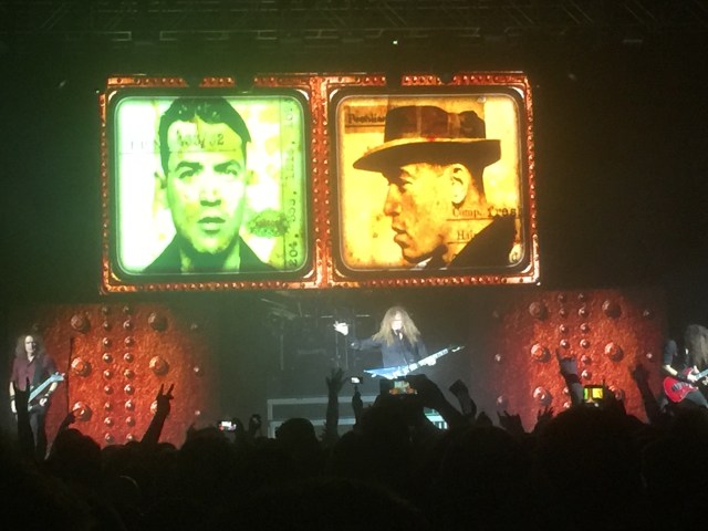 20151111_220119839_iOS